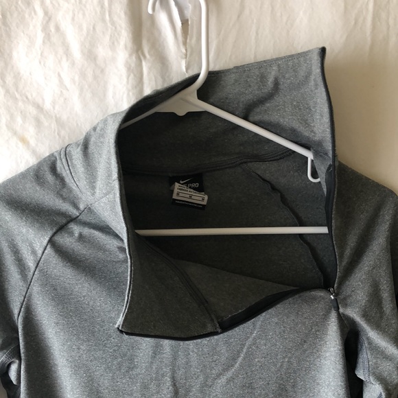 Nike Pro Dri-FIT Mock Neck - Picture 13 of 13